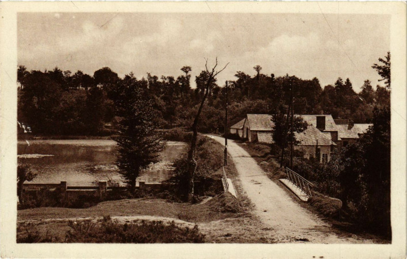 Carte postale ancienne Le Moulin de Chaillou à Montauban-de-Bretagne