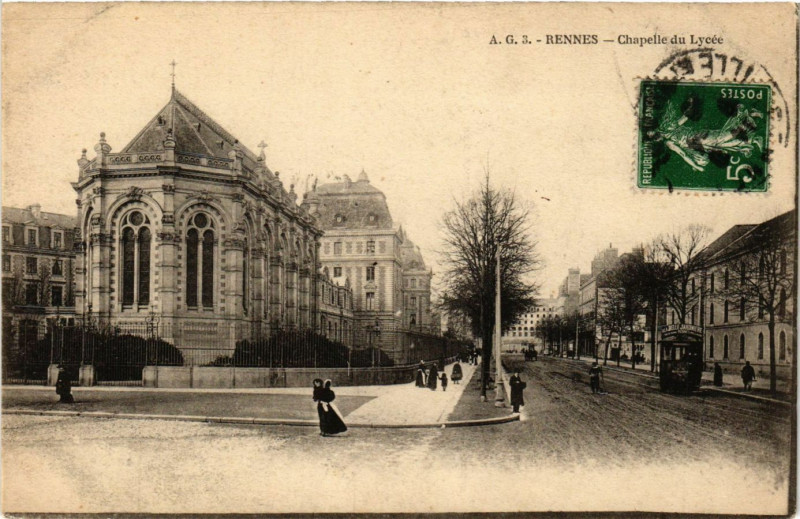 Carte postale ancienne Rennes - Chapelle du Lycée à Rennes