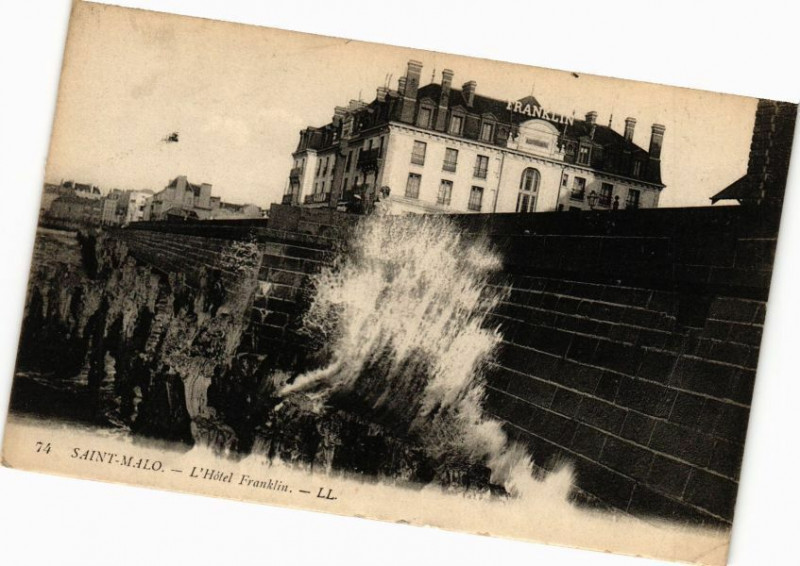 Carte postale ancienne Saint-Malo-L'Hotel Franklin à Saint-Malo