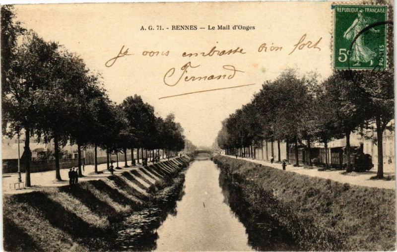 Carte postale ancienne Rennes-Le Mail d'Onges à Rennes