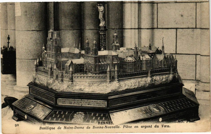 Carte postale ancienne Rennes-Basilique de Notre-Dame de Bonne-Nouvelle à Rennes