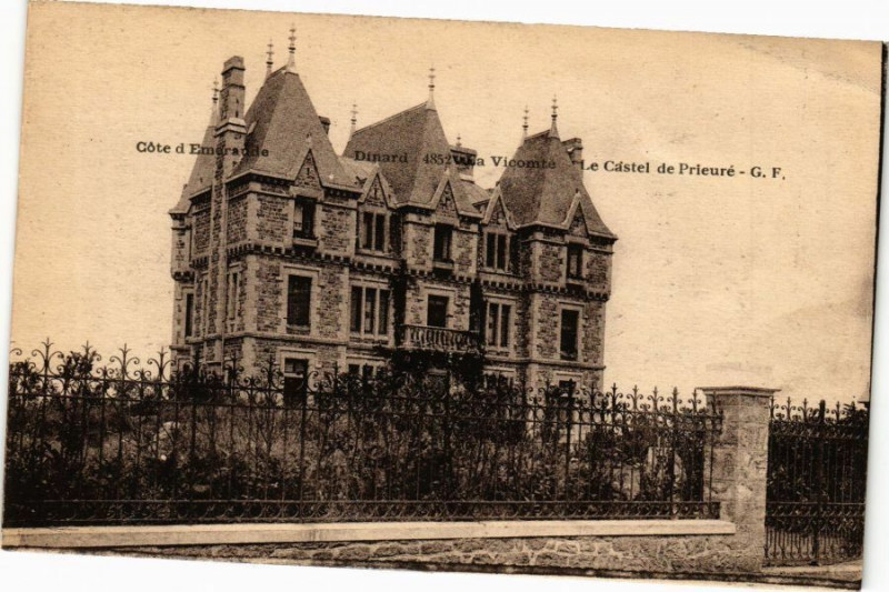 Carte postale ancienne Dinard-La Vicomte-Le Castel de Prieure à Dinard