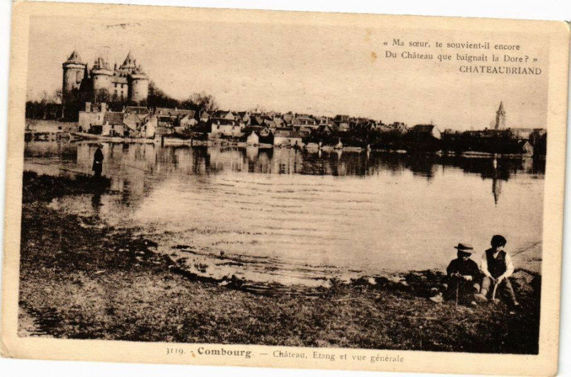 Carte postale ancienne Combourg-Chateau Etang et vue générale à Combourg