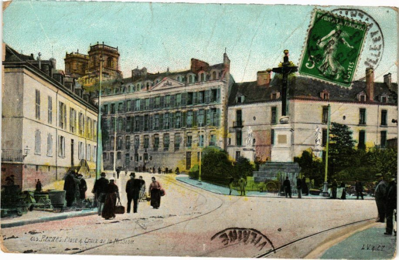 Carte postale ancienne Rennes-Place&Croix de la Mission à Rennes
