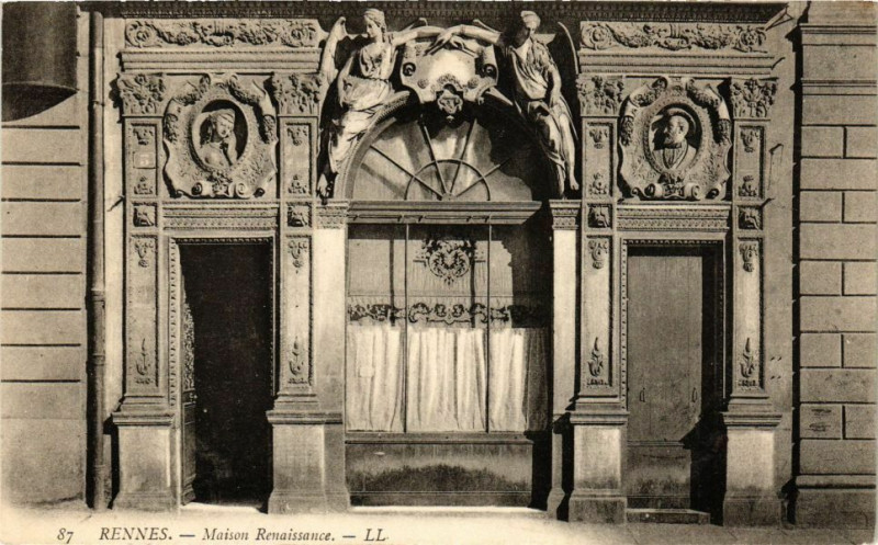 Carte postale ancienne Rennes-Maison Renaissance à Rennes