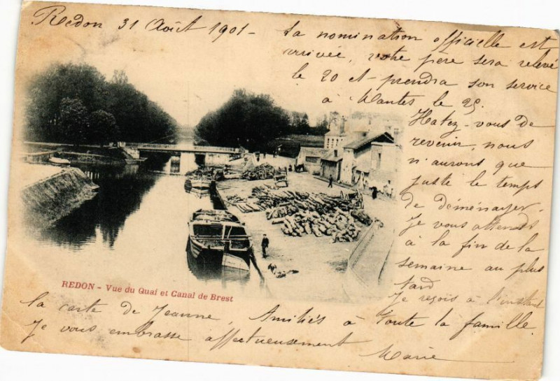 Carte postale ancienne Redon -Vue du Quai et Canal de Brest à Redon