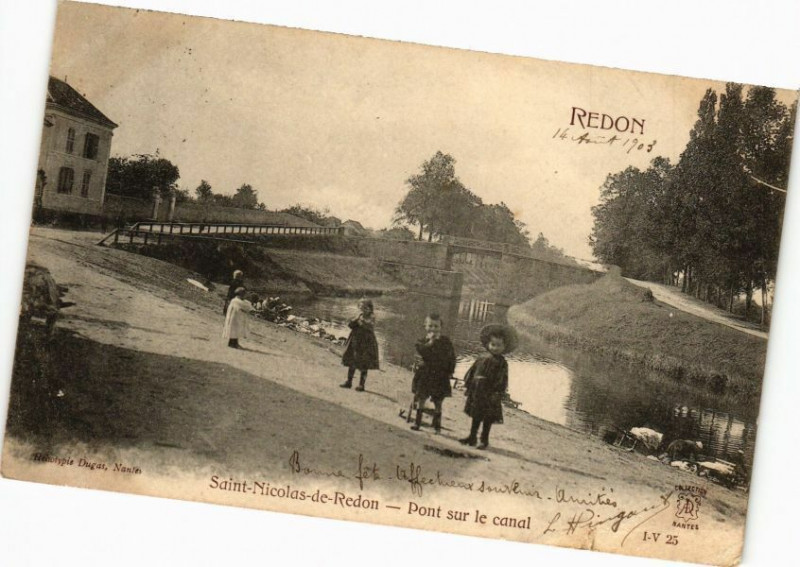 Carte postale ancienne Redon-St Nicolas de Redon-Pont sur le canal à Saint-Nicolas-de-Redon