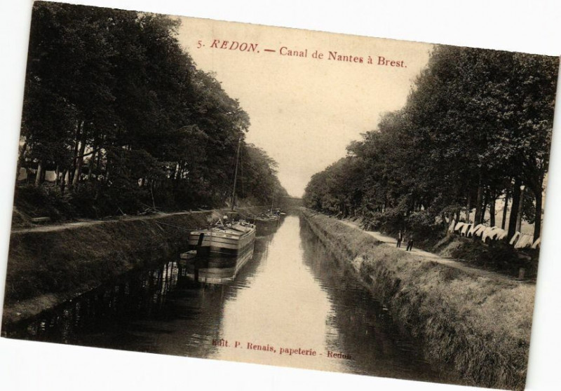 Carte postale ancienne Redon-Canal de Nantes a Brest à Redon