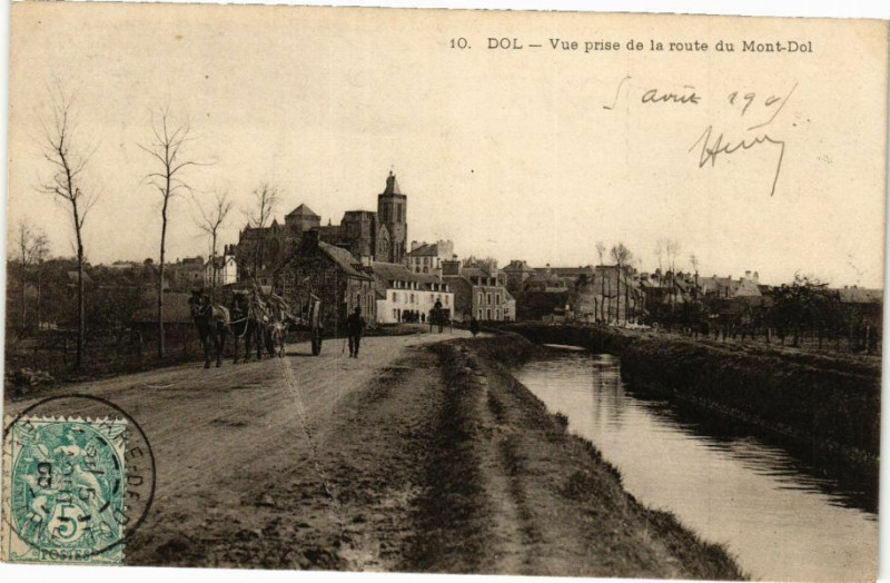 Carte postale ancienne Dol-Vue prise de la route du Mont-Dol à Mont-Dol
