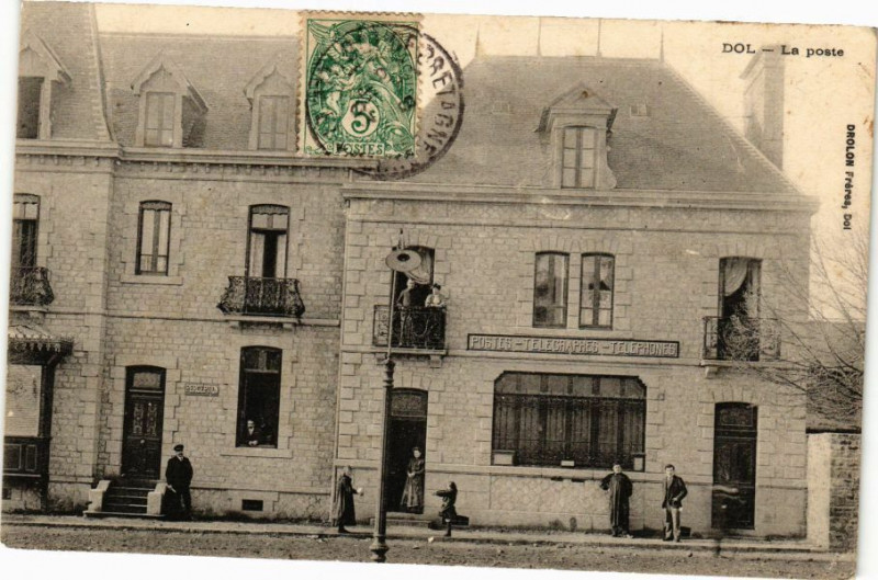 Carte postale ancienne Dol-La Poste