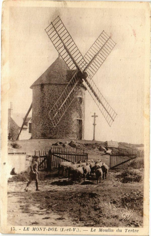 Carte postale ancienne Le Mont-Dol (I.-et-V.) - Le Moulin du Tertre à Mont-Dol