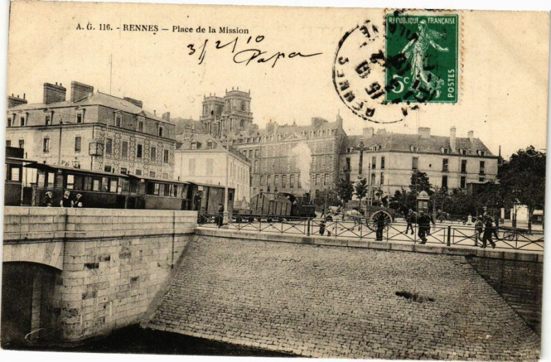 Carte postale ancienne Rennes - Place de la Mission à Rennes