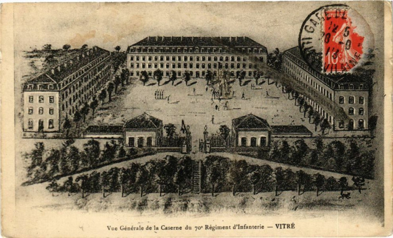 Carte postale ancienne Vue Générale de laCaserne du 70 Régiment d'Infanterie - Vitre à Vitré