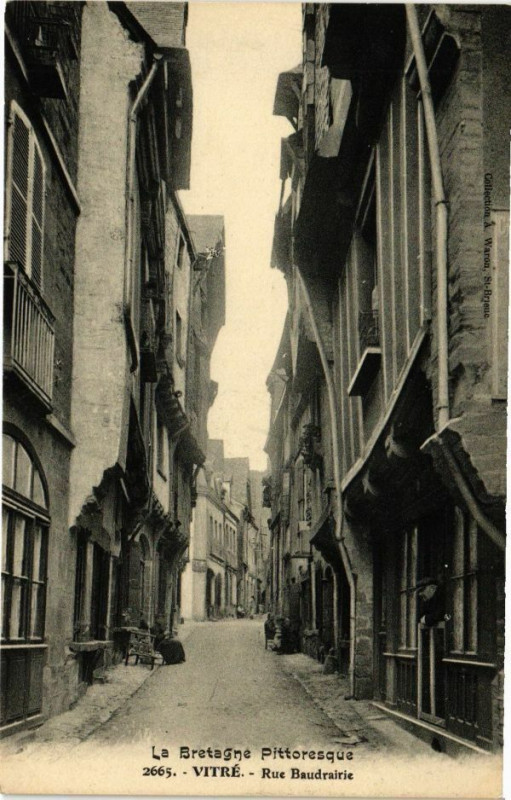 Carte postale ancienne Bretagne Pittoresque - Vitre - Rue Baudrairie à Vitré