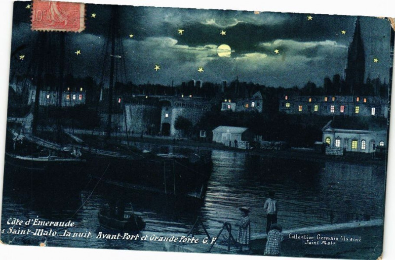 Carte postale ancienne Cote d'Emeraude - Saint-Malo la nuit - Avant - Port et Grande Porte à Saint-Malo
