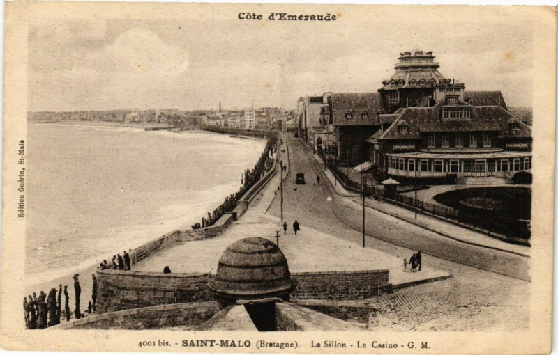 Carte postale ancienne Cote d'Emeraude - Saint-Malo (Bretagne) - La Sillon - Le Casino à Saint-Malo