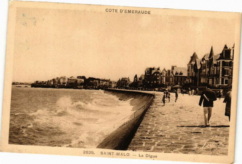 Carte postale ancienne Cote d'Emeraude - Saint-Malo - La Digue à Saint-Malo