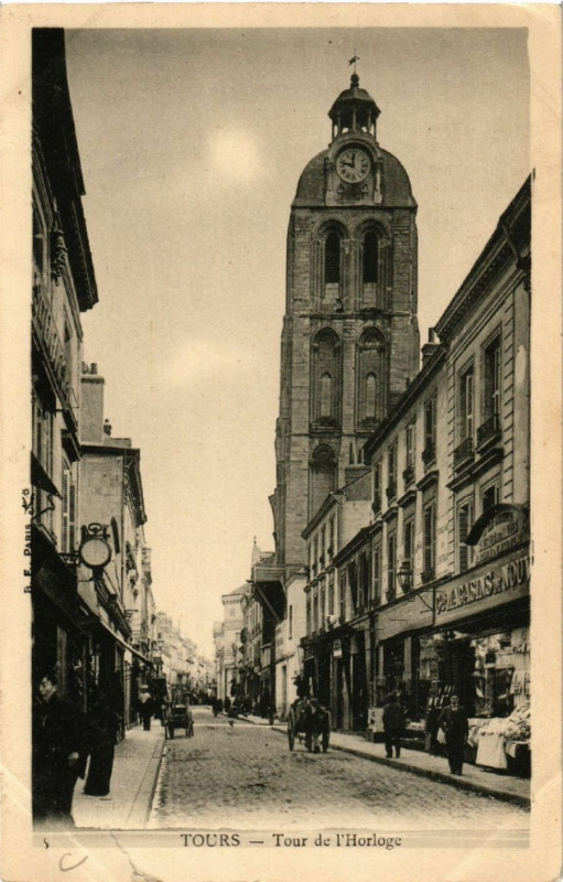 Carte postale ancienne Tours - Tour de l'Horloge à Tours