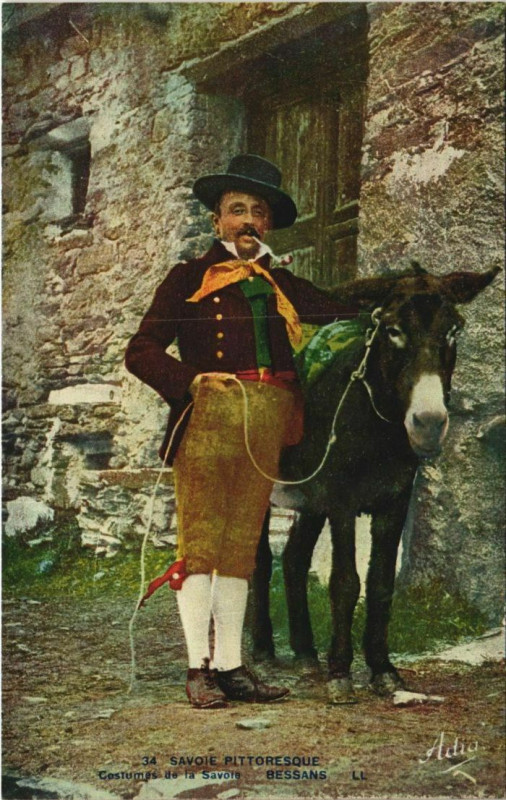 Carte postale ancienne Bessans Costumes de la Savoie - Bessans - Type à Bessans