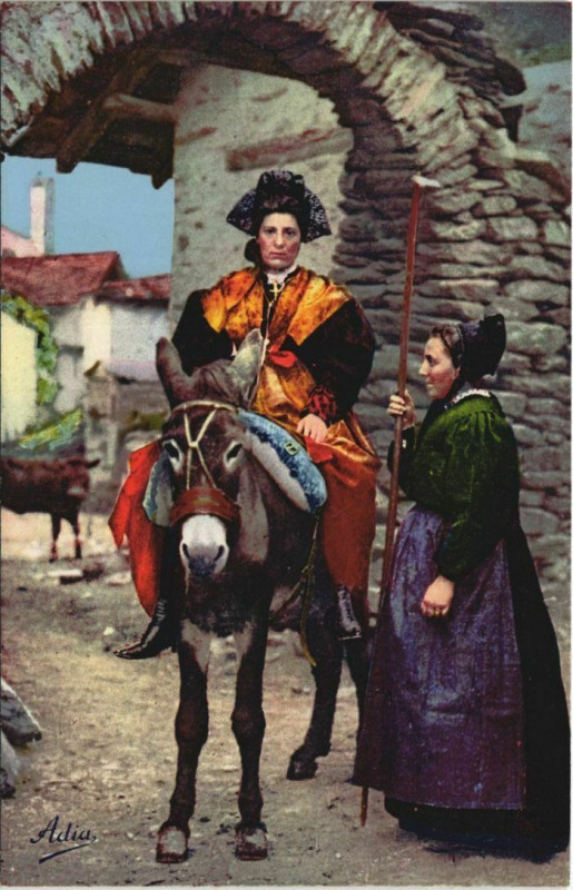 Carte postale ancienne Bessans Costumes de la Savoie - Vallee de Bessans - Types à Bessans