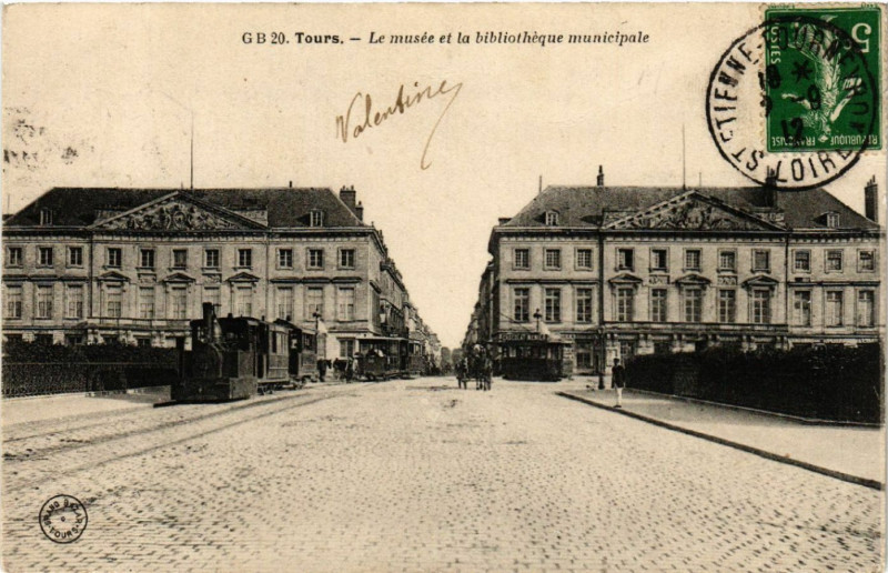 Carte postale ancienne Tours - Le musée et la bibliotheque municipale à Tours