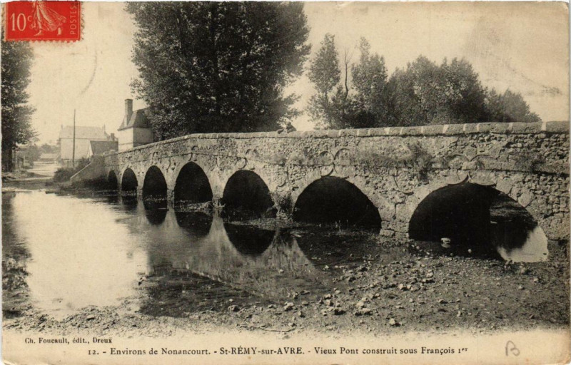 Carte postale ancienne Saint-Remy-sur-Avre - Vieux Pont à Saint-Rémy-sur-Avre