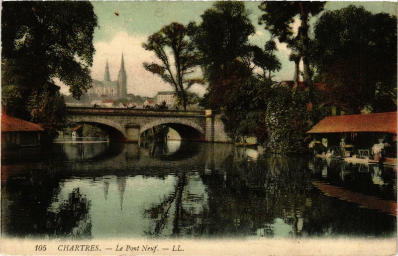 Carte postale ancienne Chartres - Le Pont Neuf à Chartres
