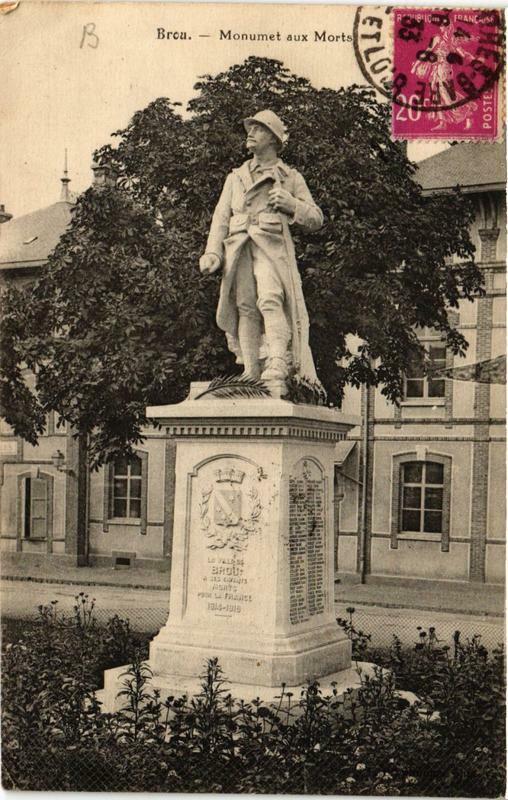 Carte postale ancienne Brou - Monument aux Morts à Brou