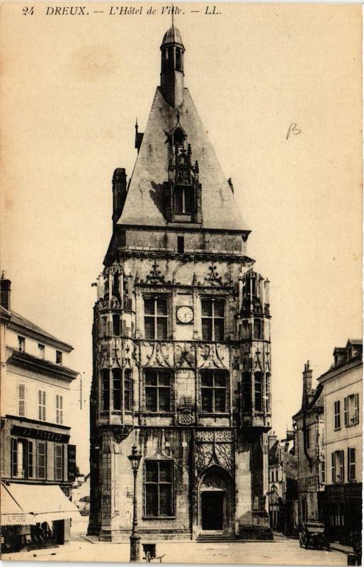 Carte postale ancienne Dreux - Hotel de Ville à Dreux