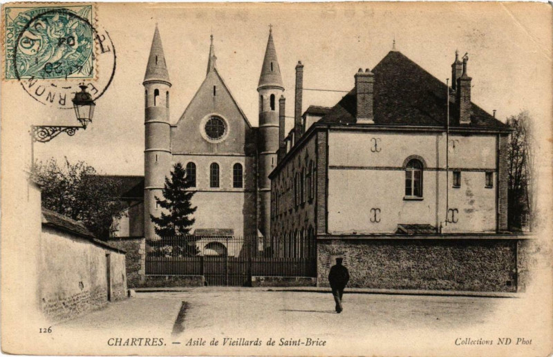 Carte postale ancienne Chartres - Asile de Vieillards de Saint-Brice à Chartres