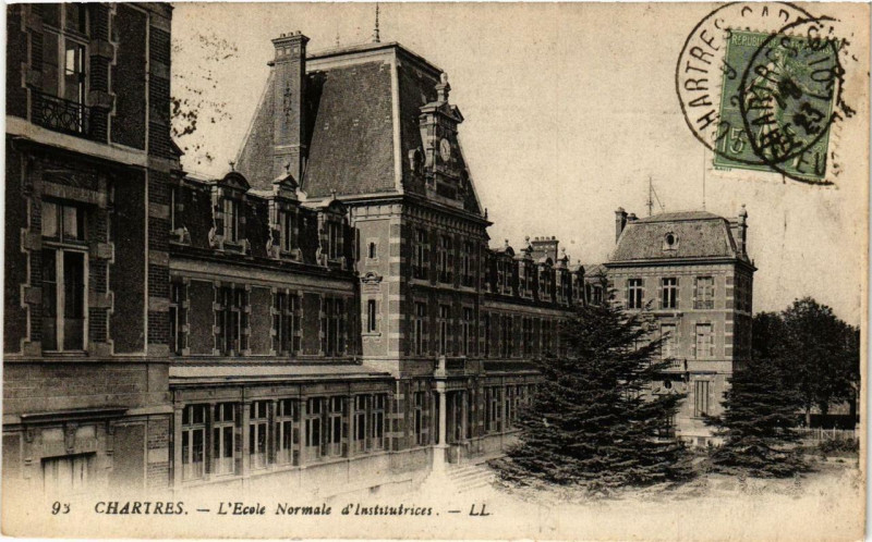 Carte postale ancienne Chartres - Ecole Normale d'Institutrices à Chartres