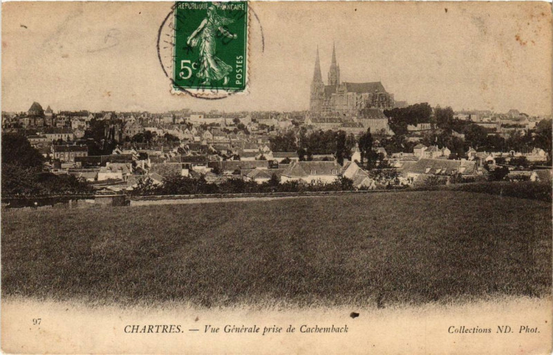 Carte postale ancienne Chartres - Vue générale à Chartres