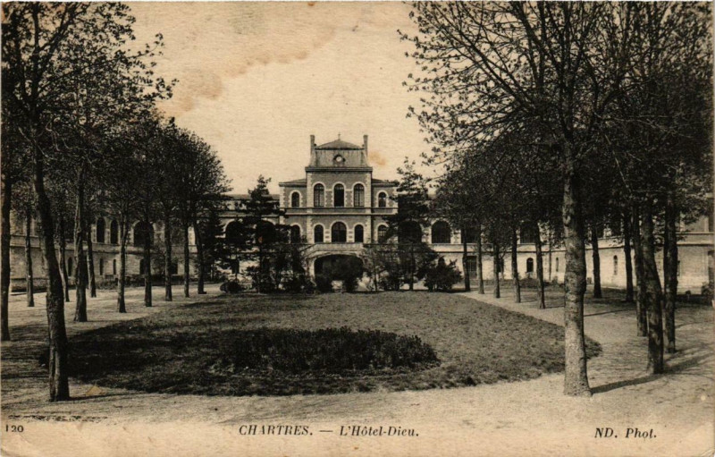 Carte postale ancienne Chartres - Hotel Dieu à Chartres