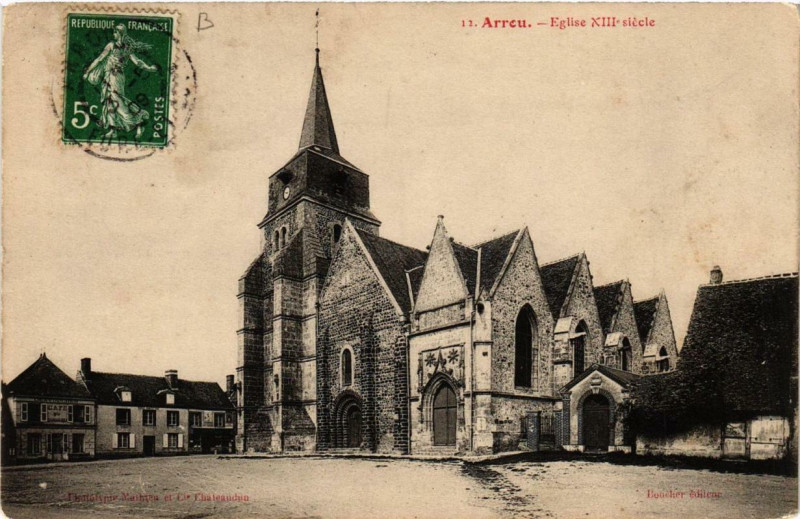 Carte postale ancienne Arrou - Eglise XIIIIe siecle