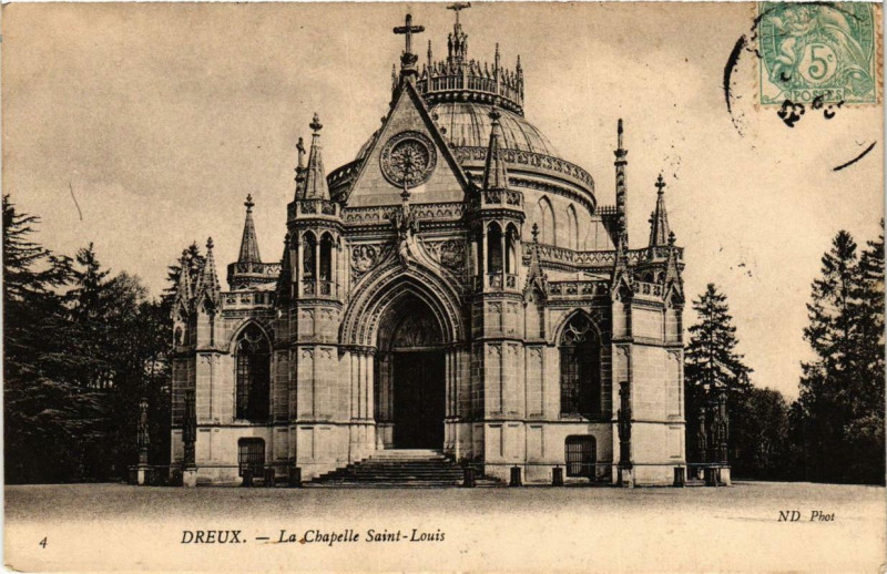 Carte postale ancienne Dreux - La Chapelle Saint-Louis à Dreux