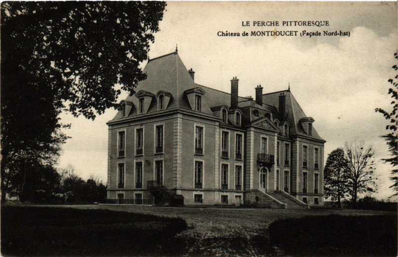 Carte postale ancienne Chateau de Montdoucet