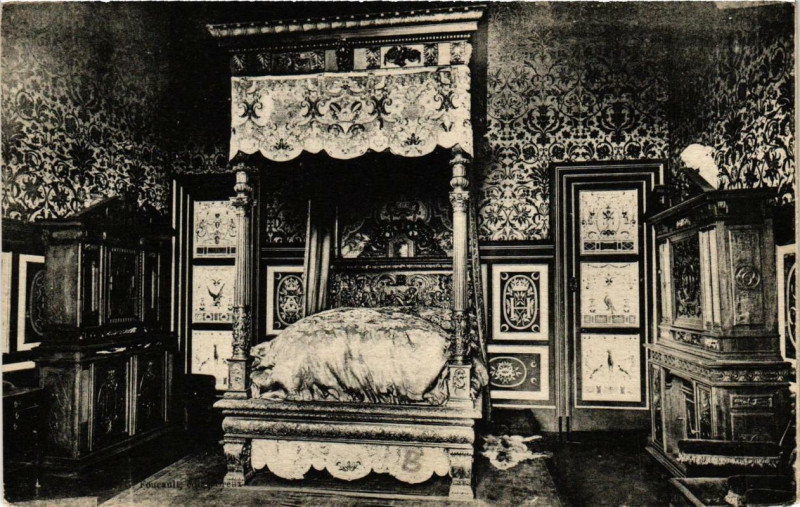 Carte postale ancienne Chateau d'Anet - La Chambre de Diane à Anet