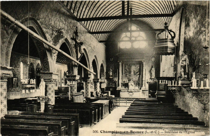 Carte postale ancienne Chamigny-en-Beauce - Interieur de l'Eglise
