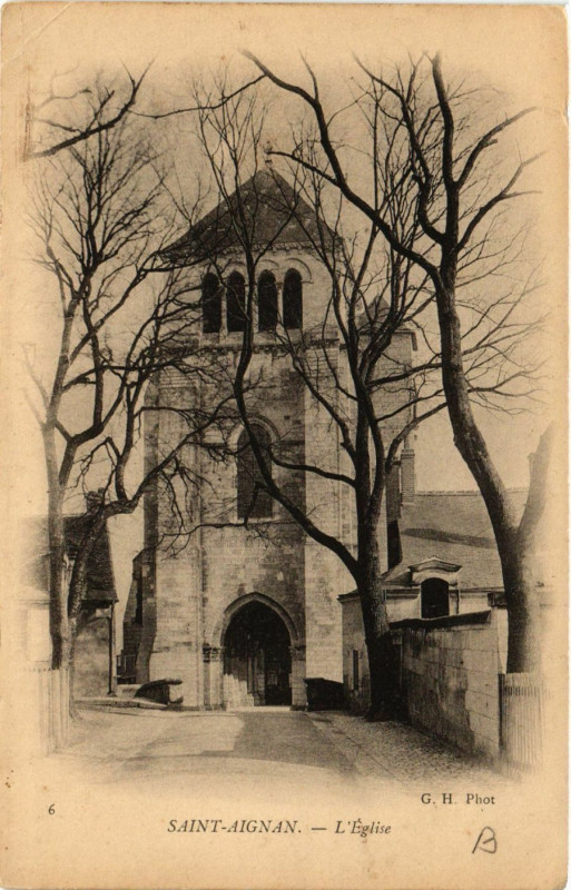 Carte postale ancienne Saint-Aignan - L'Eglise à Saint-Aignan
