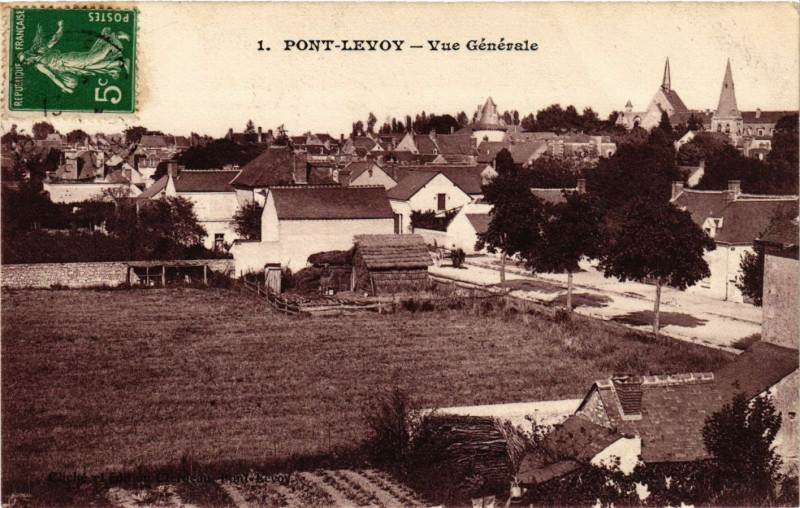 Carte postale ancienne Pont-Levoy - Vue Generale