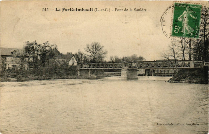 Carte postale ancienne La Ferte-Imbault - Pont de la Sauldre à La Ferté-Imbault