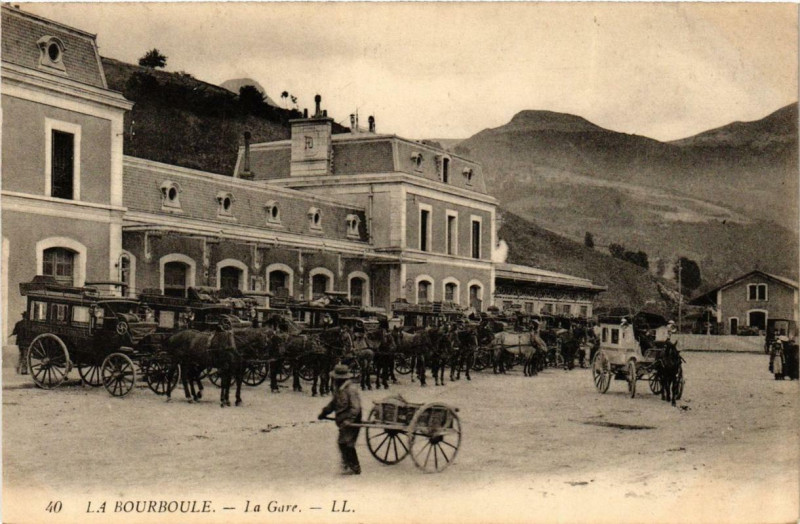 Carte postale ancienne La Bourboule La Gare à La Bourboule