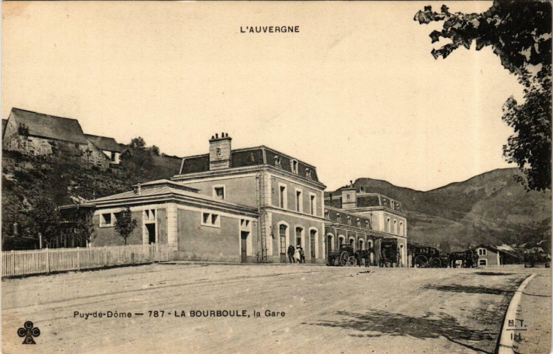 Carte postale ancienne La Bourboule La Gare à La Bourboule