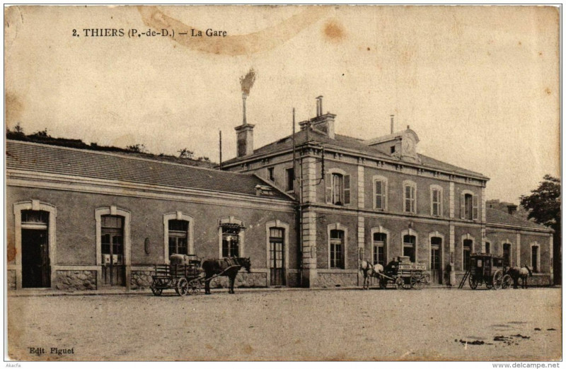 Carte postale ancienne Thiers La Gare à Thiers