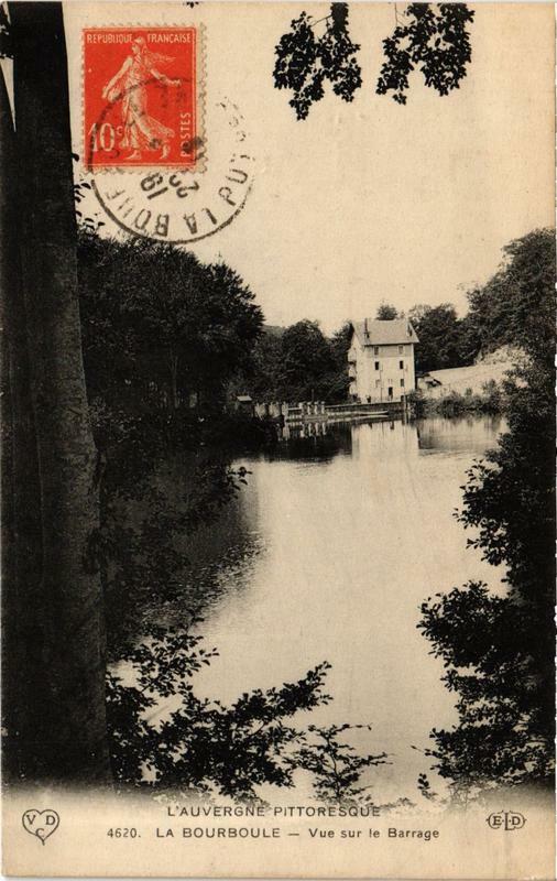 Carte postale ancienne La Bourboule Vue sur le Barrage à La Bourboule