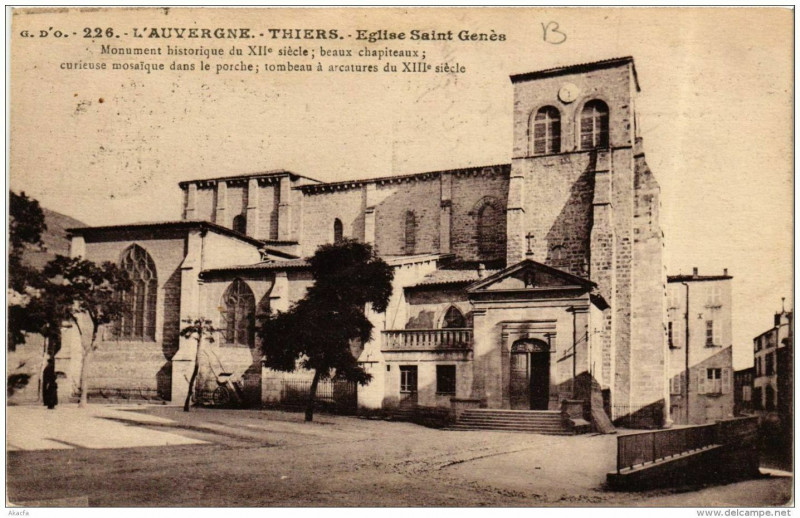 Carte postale ancienne Thiers Eglise Saint-Genez à Thiers