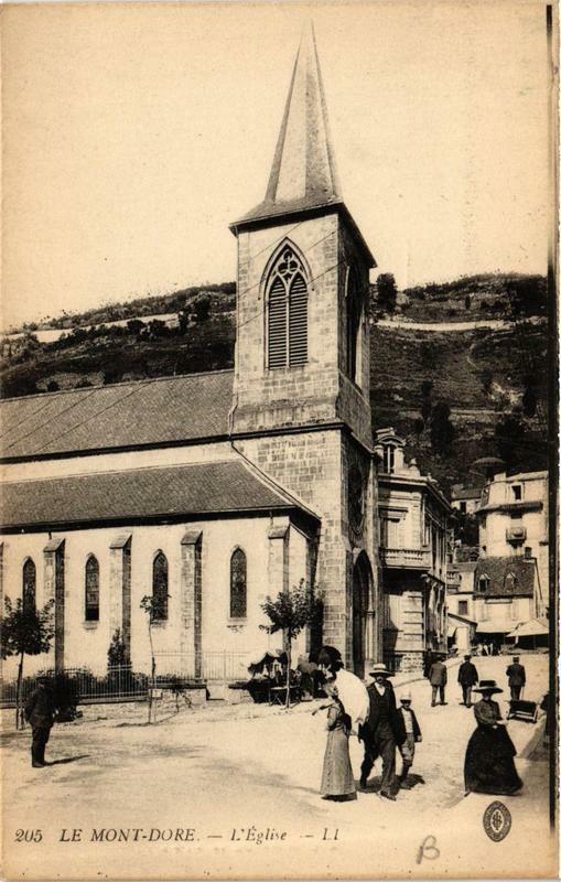 Carte postale ancienne Le Mont-Dore L'Eglise à Mont-Dore
