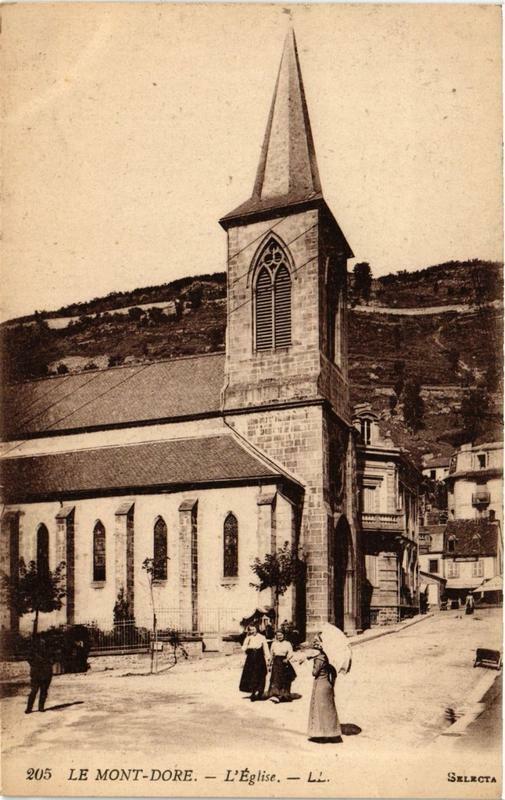 Carte postale ancienne Le Mont-Dore L'Eglise à Mont-Dore