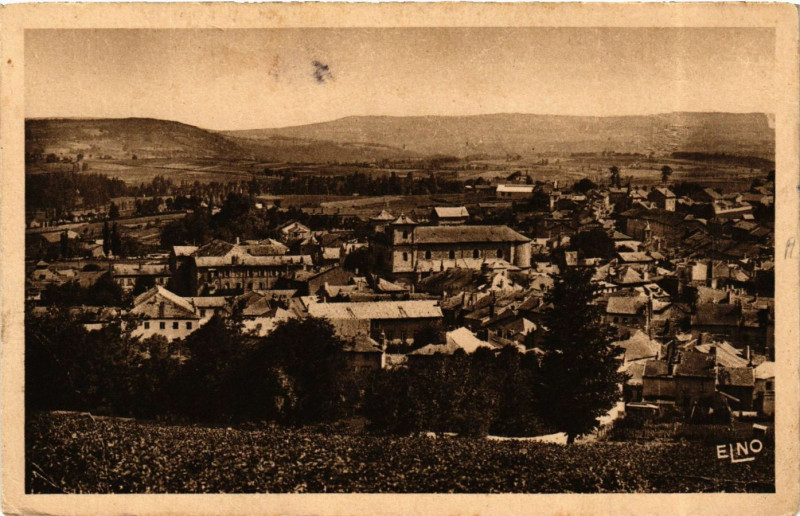 Carte postale ancienne Yssingeaux - alt 829 m - Vue générale Sud Ouest à Yssingeaux