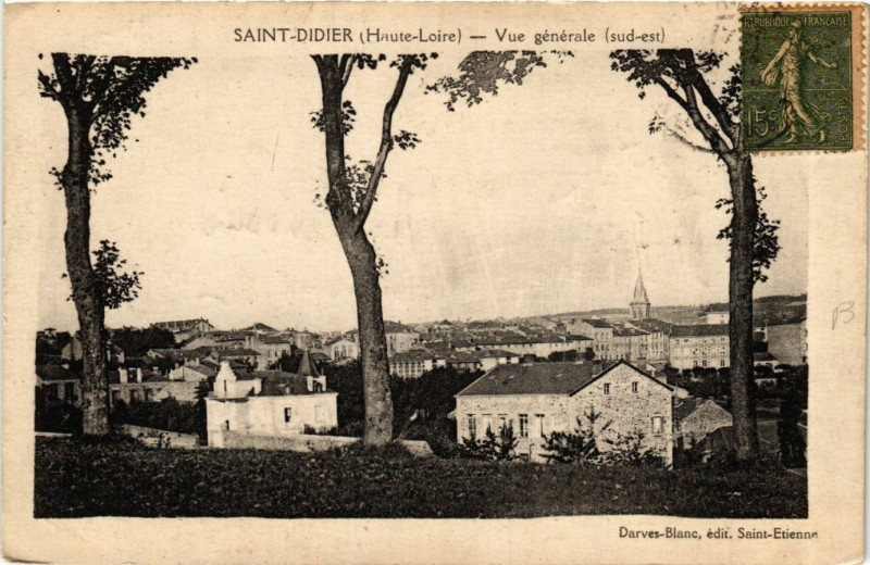 Carte postale ancienne Saint-Didier - Vue générale - Sud-Est